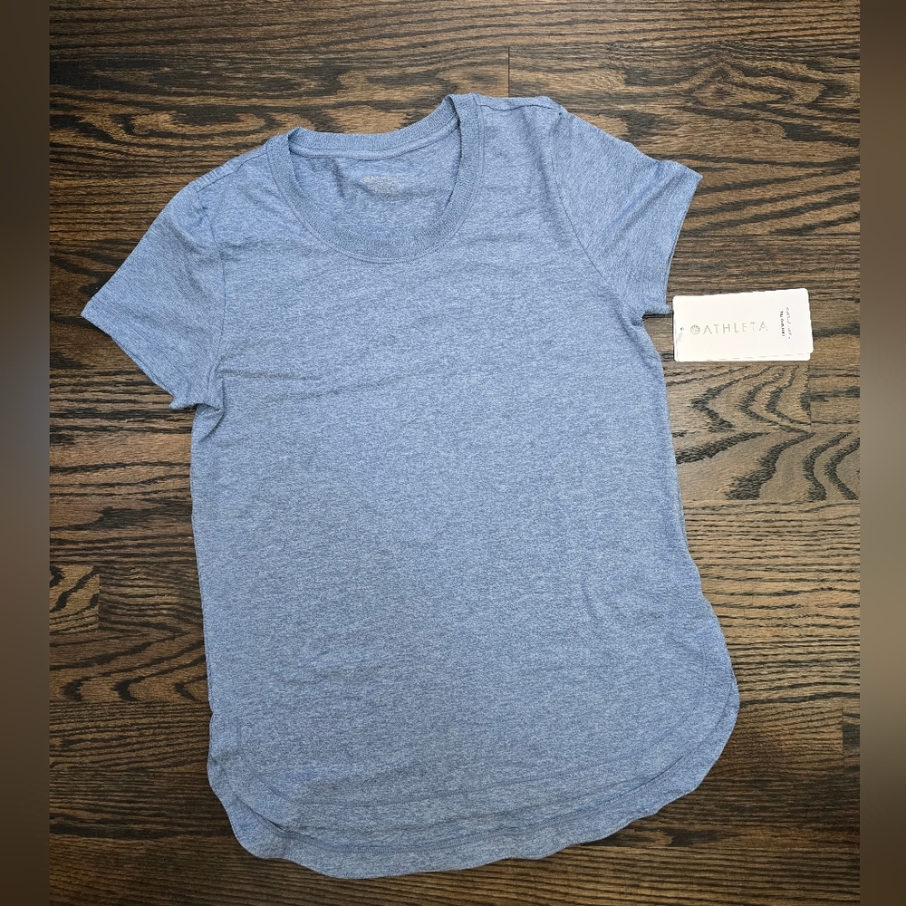 NWT Athleta Uptempo Tee, XS - Picture 3 of 4